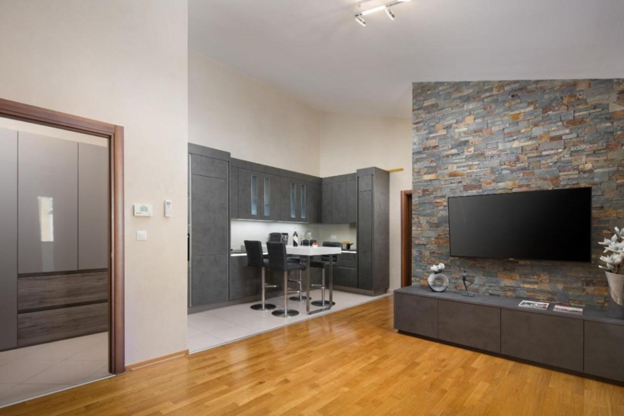 Apartment Leonardo Pula Extérieur photo